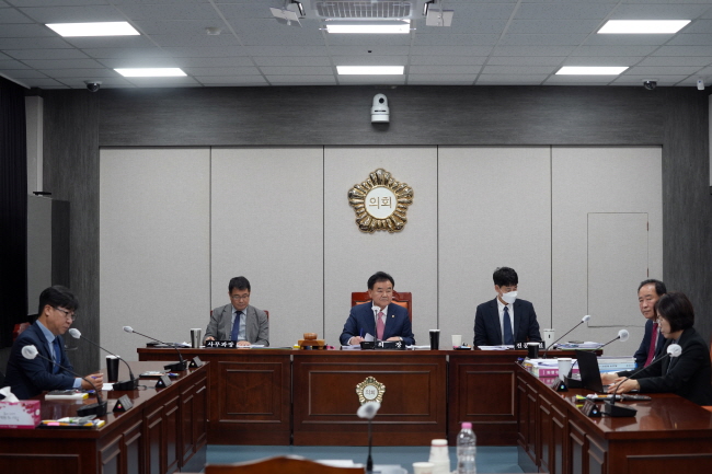 낙동강 힐링시티타워, “공사 마감 처리 신경쓸 것” 당부