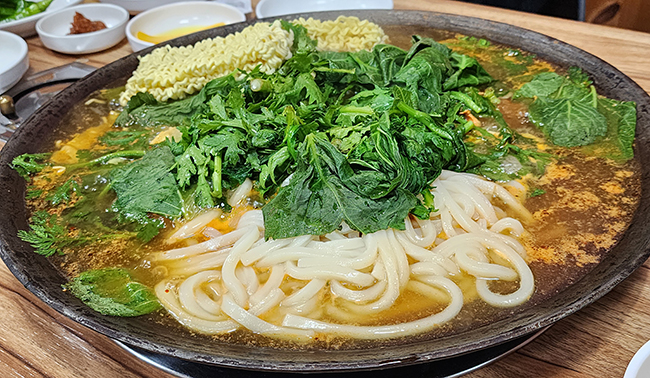 <font color=red>[맛집멋집]</font>126 상장동 청솔아파트 상가내 고향닭갈비