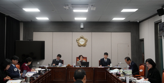 “대상포진 예방접종 지원대상 연령 확대를”