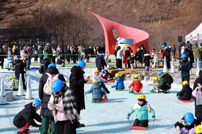 제33회 태백산 눈축제 화려한 개막